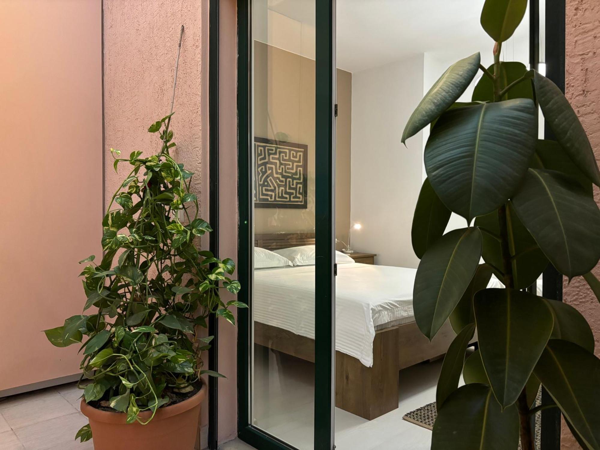 Tam Serviced 2Bdr Apartment City Center No6 Tirana Exteriör bild