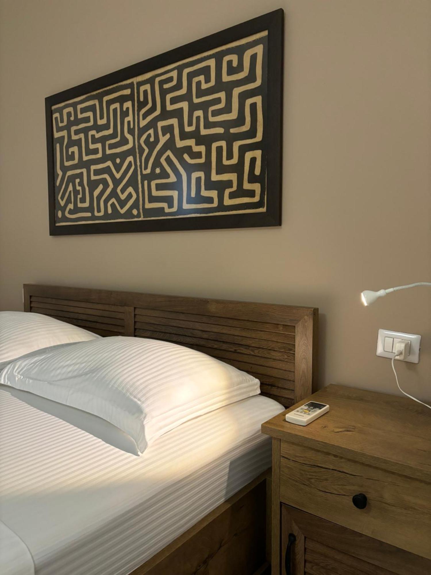 Tam Serviced 2Bdr Apartment City Center No6 Tirana Exteriör bild