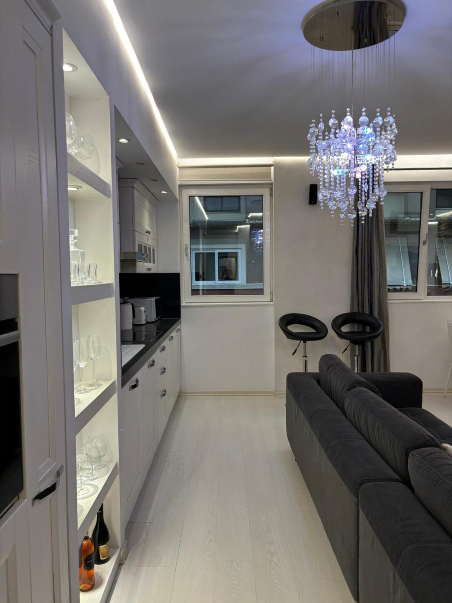 Tam Serviced 2Bdr Apartment City Center No6 Tirana Exteriör bild