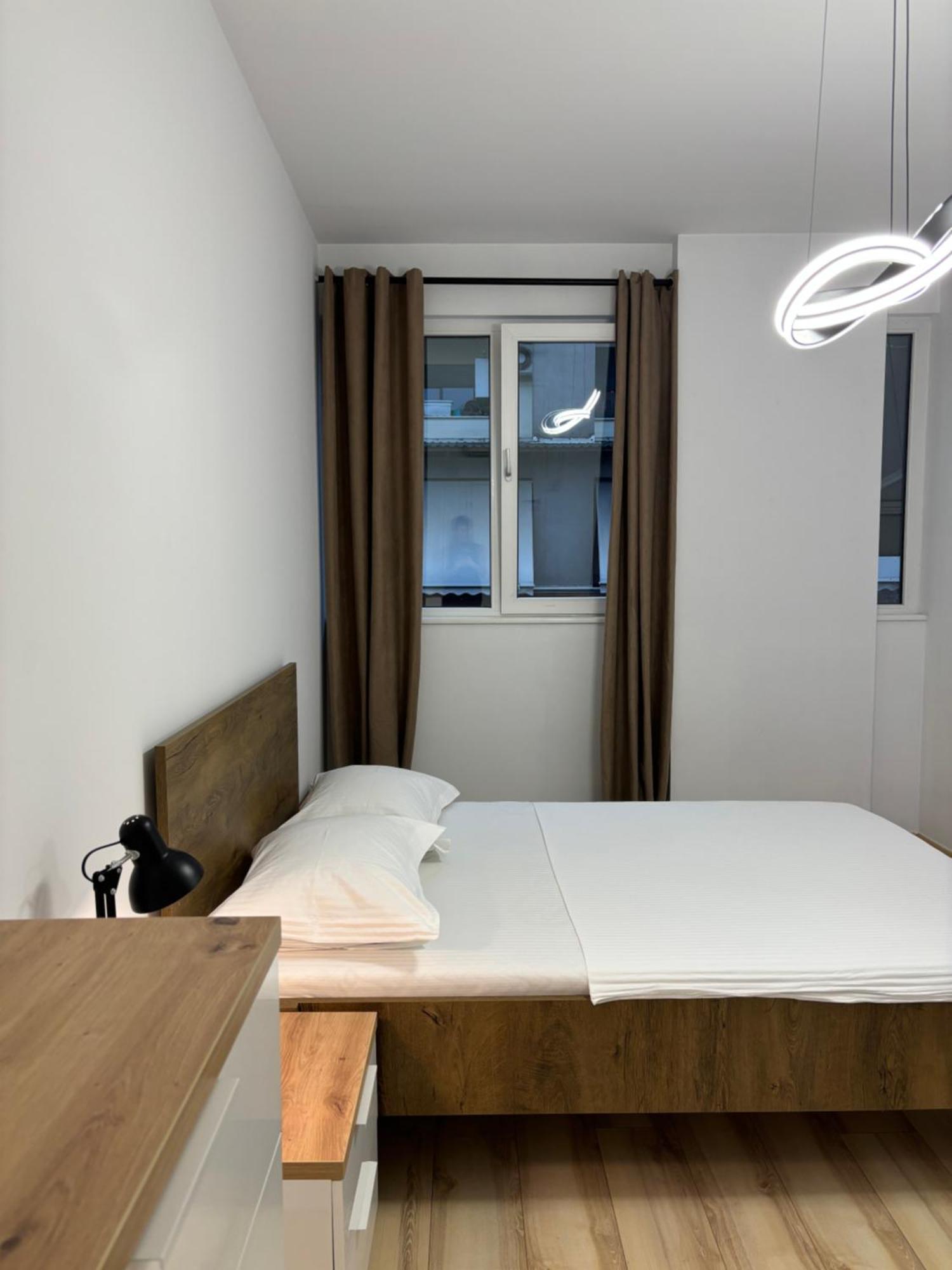 Tam Serviced 2Bdr Apartment City Center No6 Tirana Exteriör bild