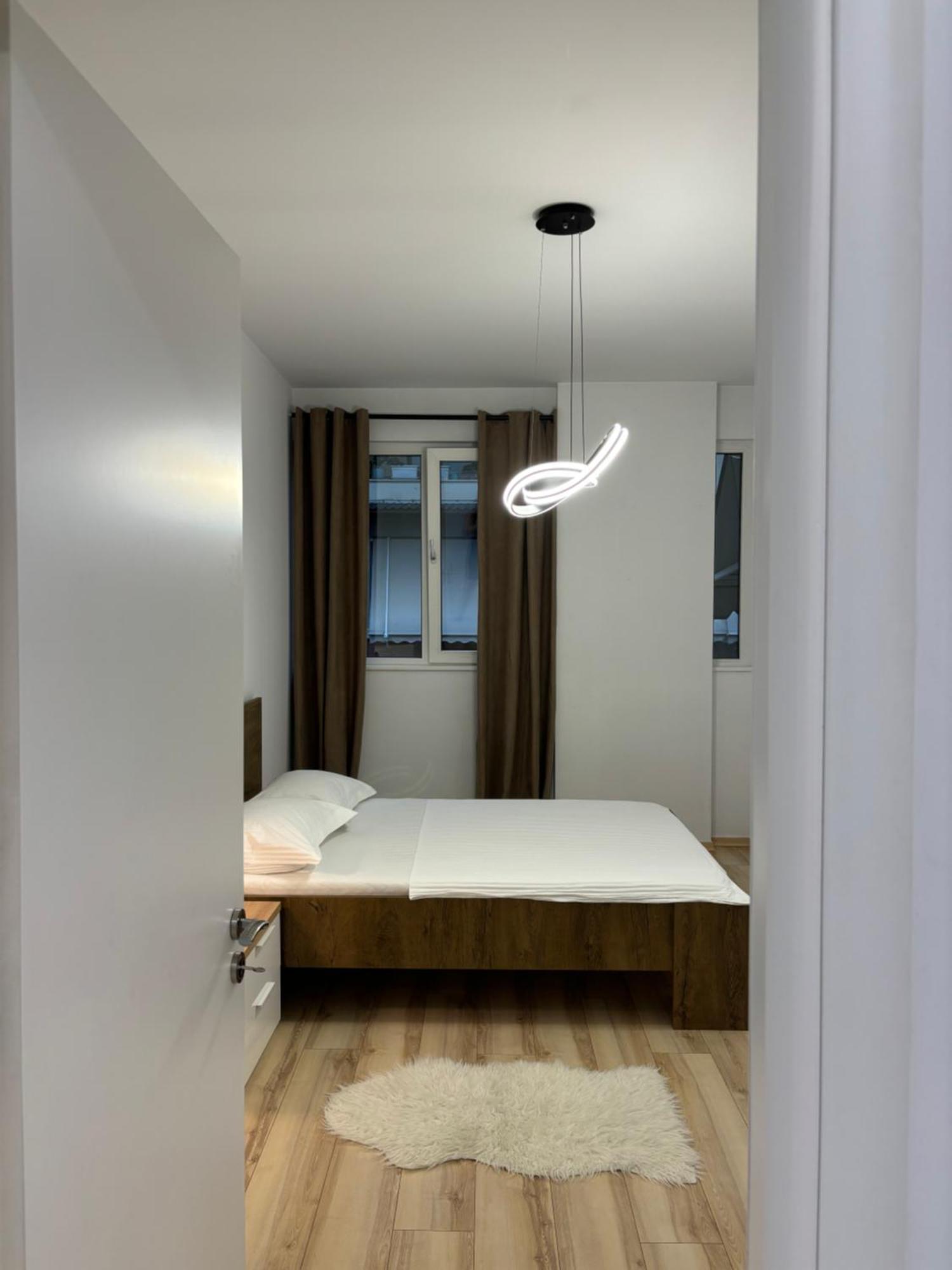 Tam Serviced 2Bdr Apartment City Center No6 Tirana Exteriör bild