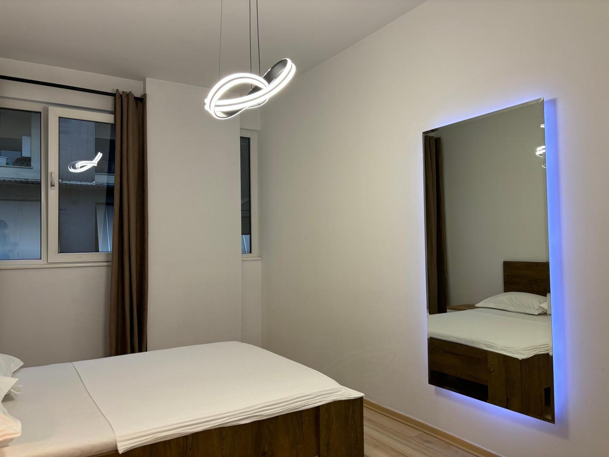 Tam Serviced 2Bdr Apartment City Center No6 Tirana Exteriör bild