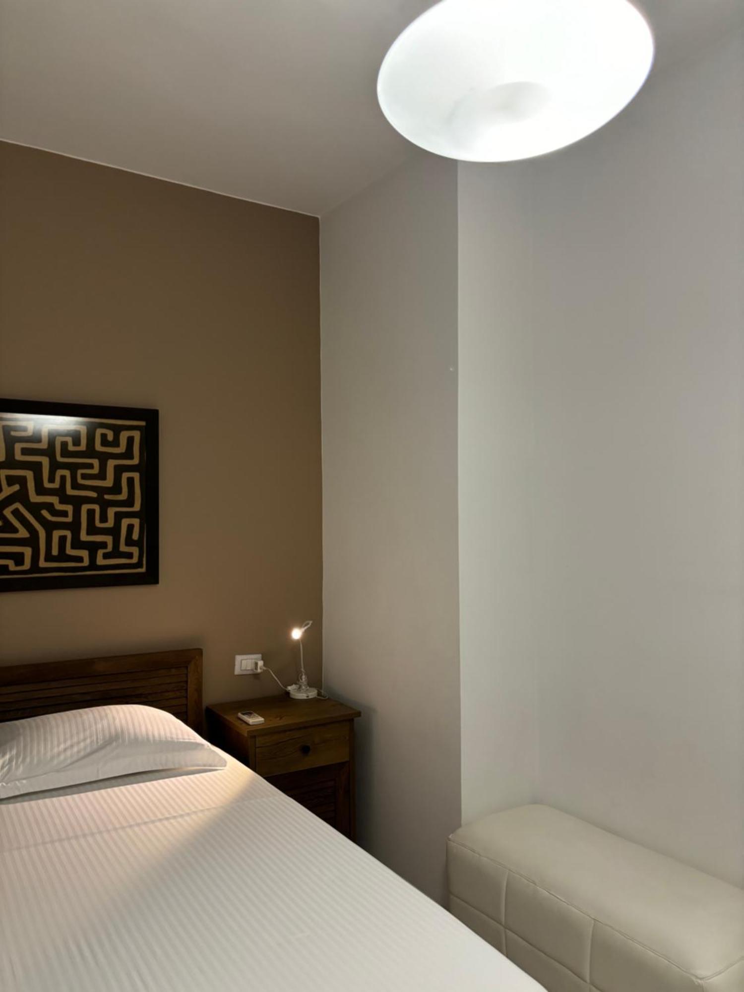 Tam Serviced 2Bdr Apartment City Center No6 Tirana Exteriör bild