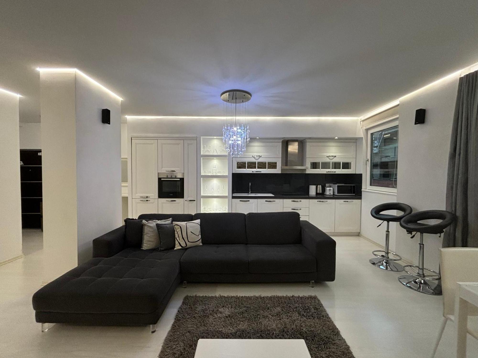 Tam Serviced 2Bdr Apartment City Center No6 Tirana Exteriör bild