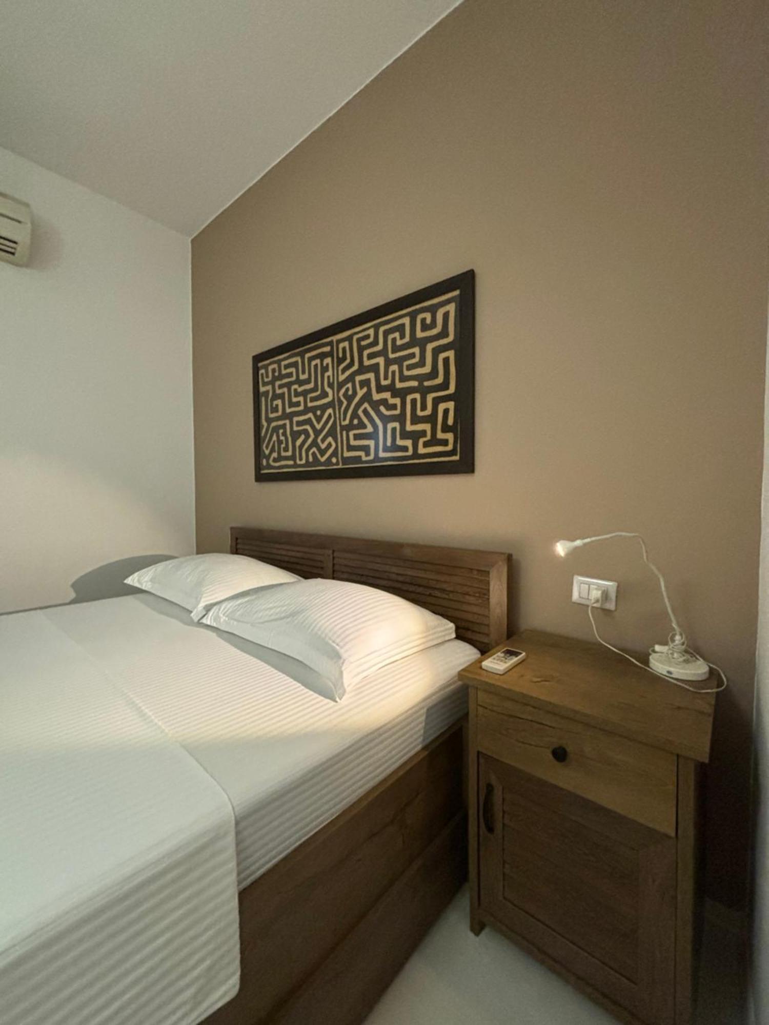 Tam Serviced 2Bdr Apartment City Center No6 Tirana Exteriör bild